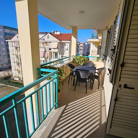 Appartement Leora Sunset Apartment-balcony, 250m From Beach, Golem, Mali I Robit *