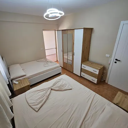 Leora Sunset Apartment-balcony, 250m From Beach, Golem, Mali I Robit Appartement Golem (Tirana)